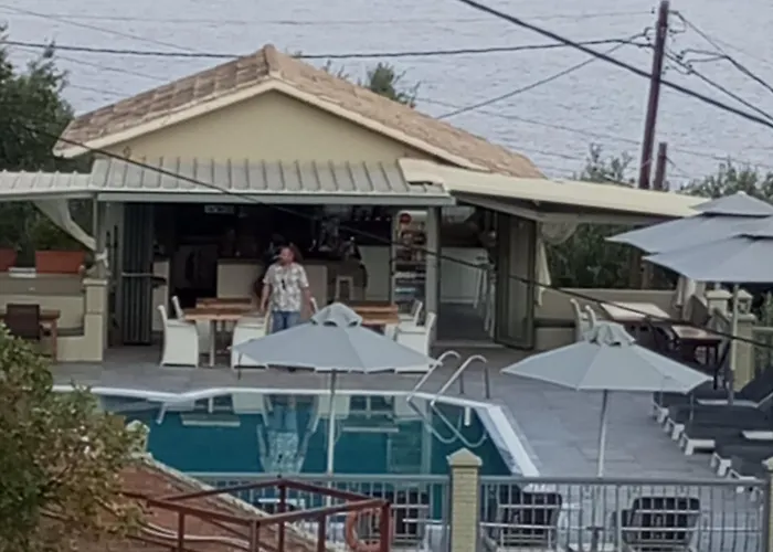 Apartament Sarakinos *