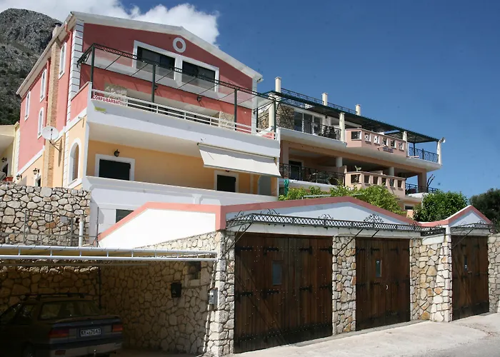 Sarakinos Apartament *