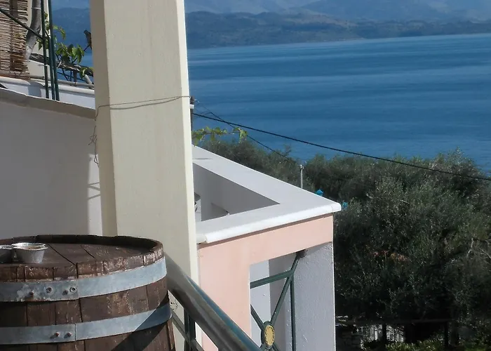 Apartament Sarakinos *