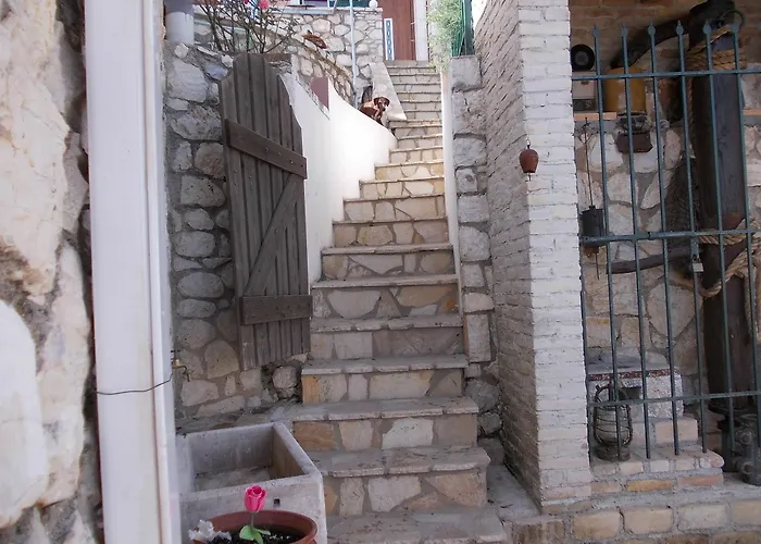 Apartamento Sarakinos