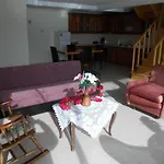Appartement Sarakinos *