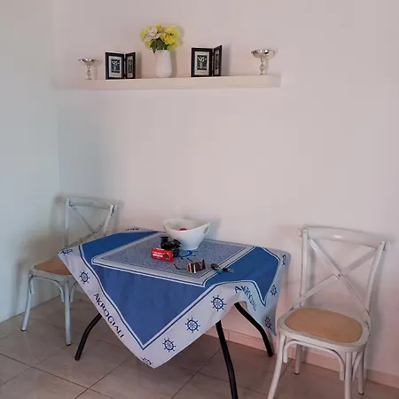 Sarakinos Apartment *