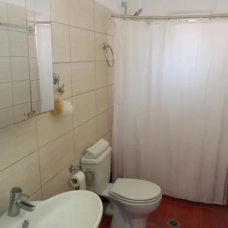 Sarakinos Apartment *