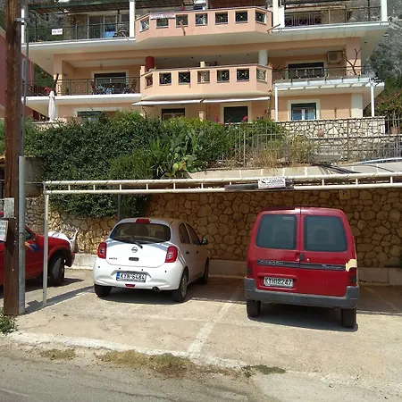 Lejlighed Sarakinos Mparmpati