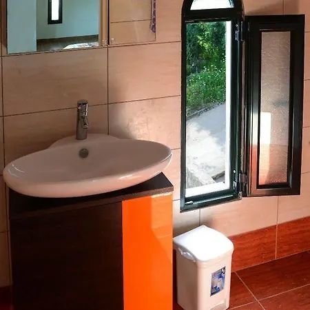 Apartment Sarakinos *