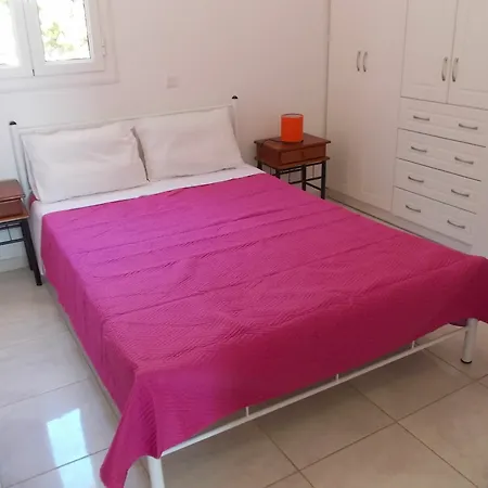 Sarakinos Lejlighed *