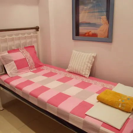 Sarakinos Apartment *