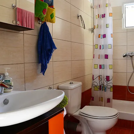 Sarakinos Apartment *
