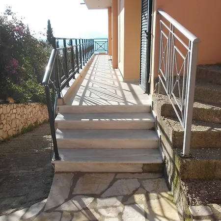 Sarakinos Apartment Barbati